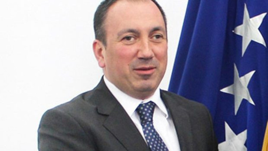 Još jedan poziv parlamentu BiH  