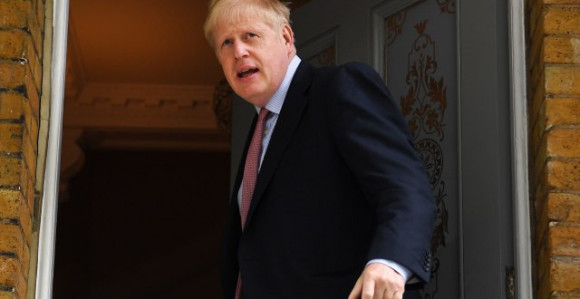 Из стана звукови вике и ударање