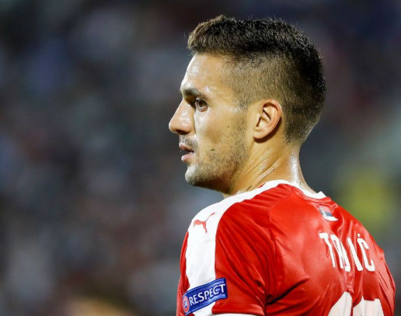 Кинески змај опет напада Душана Тадића!