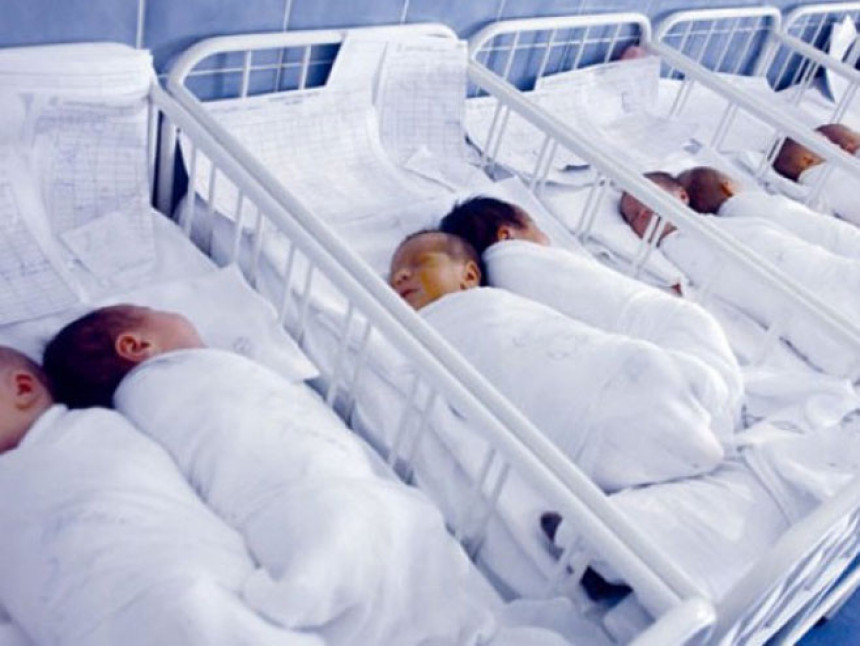 Бијељина: За 6 мјесеци рођено 480 беба