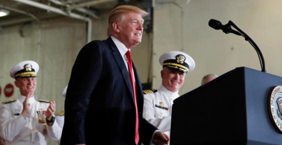 Tramp na ratnom nosaču aviona 