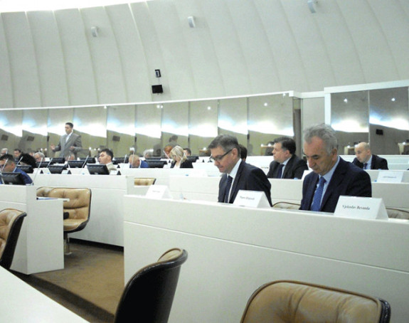 "Жути картон" за Савјет министара