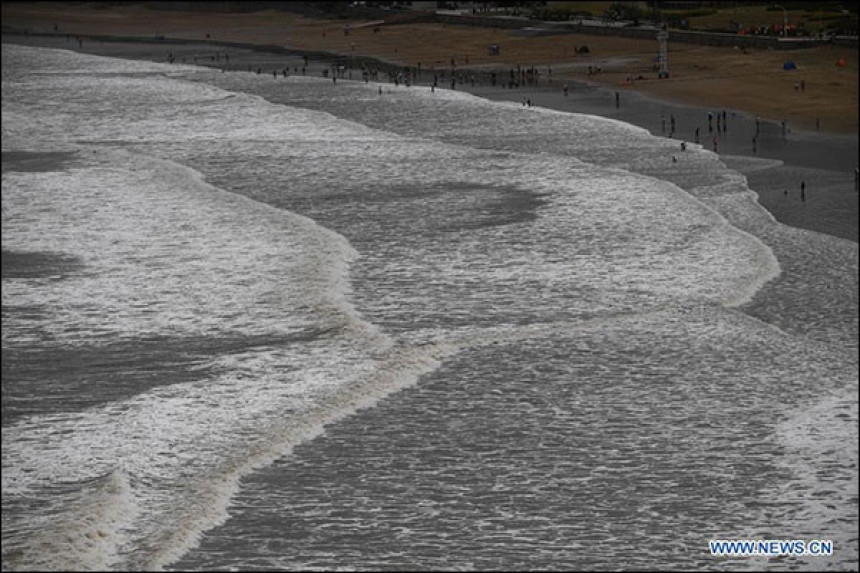 Tajfun ''Ampil'' zahvatio Šangaj