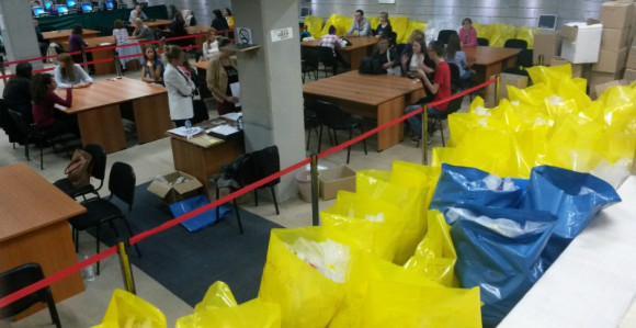 Glasačke vreće koštaju 125.000