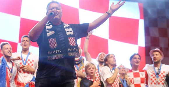 FT: Hrvatska je postigla auto-gol