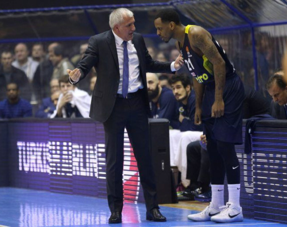 Barsa gleda Nanalija, a on gleda ka NBA!