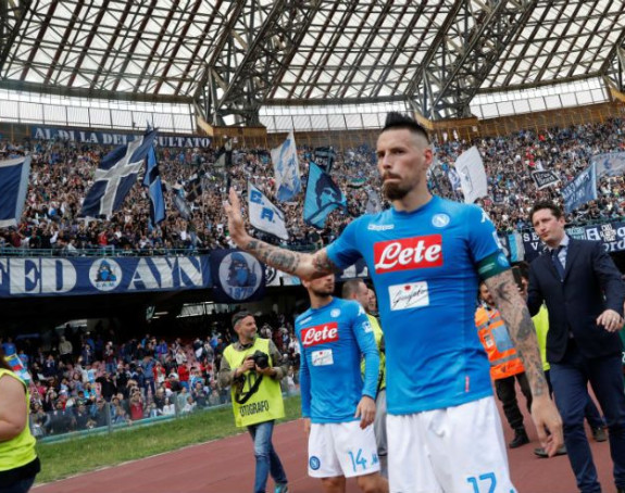 Taj ludi Aurelio De Laurentis!