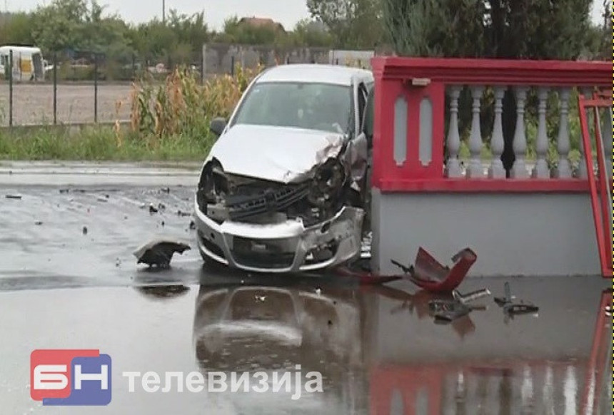 Bijeljina: Poginuo putnik u taksiju