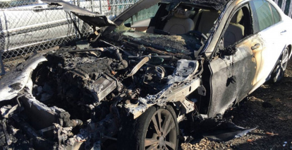 Ноћас горио мерцедес приједорског адвоката