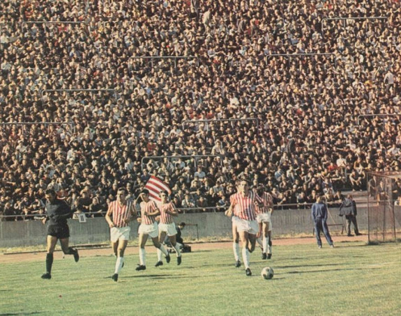 1971. - Zvezda želi kao protiv Karl Cajs Jene!