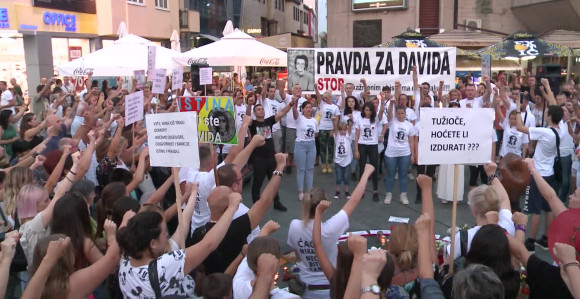 Snaga naroda se ne mjeri šatorima
