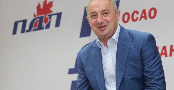 Народ је схватио бахатост власти