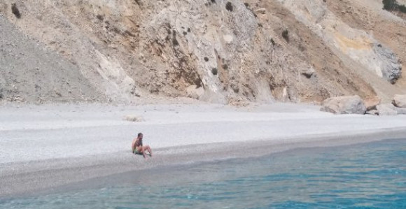 За камен казна до хиљаду евра