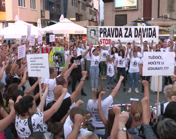 Snaga naroda se ne mjeri šatorima