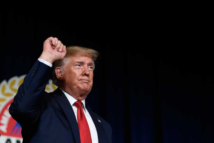 Трамп пријети, Нијемци одлучно за америчке трупе