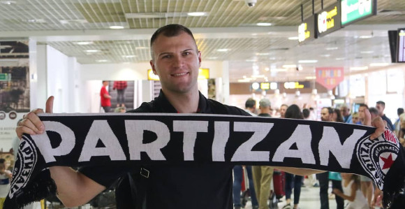Parahovski stigao u Beograd!