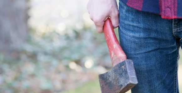 Porodična drama: Sjekirom u glavu udario tasta 