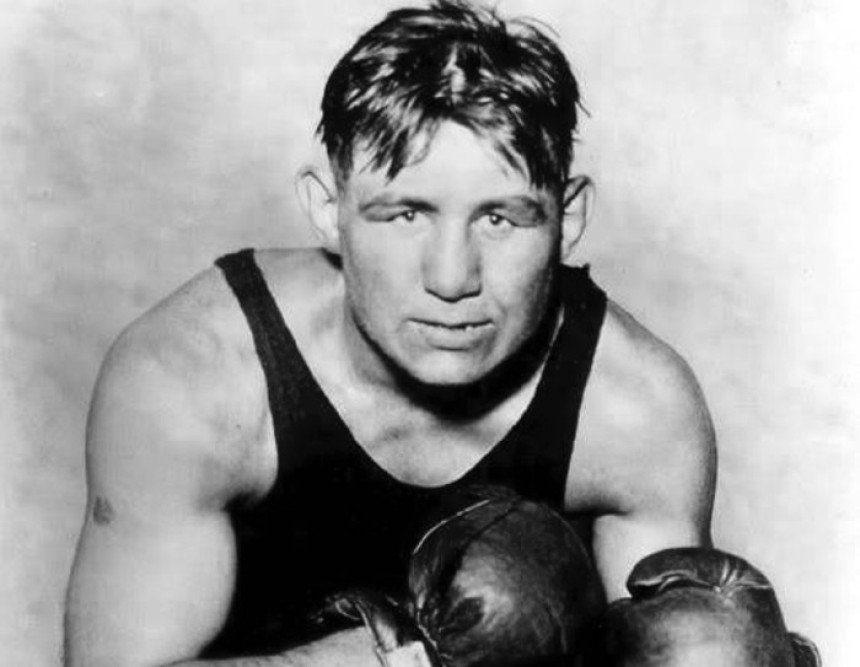 Video - Tužna priča velikana: Bokserski šampion na samrti morao u ring, da djeci kupi poklone za Božić!