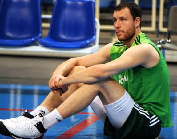 Lukas Mavrokefalidis pojačava reket Zvezde?!
