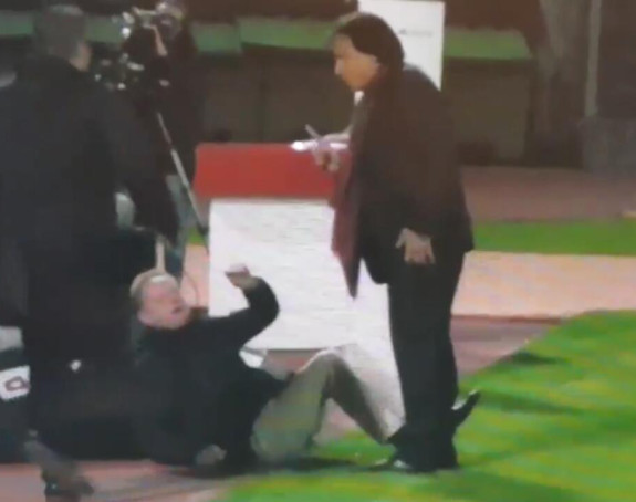Video: Predsjednik Siona ošamario bivšeg selektora!