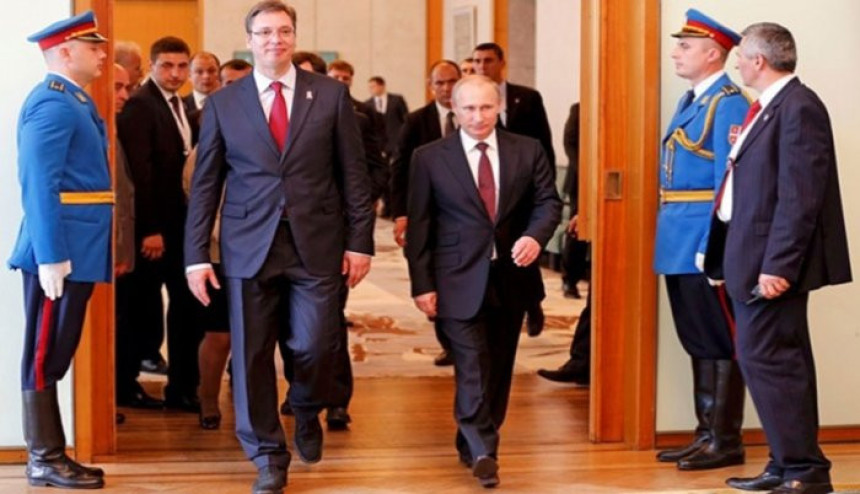 Vučić s Putinom o pitanju Kosmeta