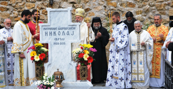 Parastos za pokojnog mitropolita Nikolaja