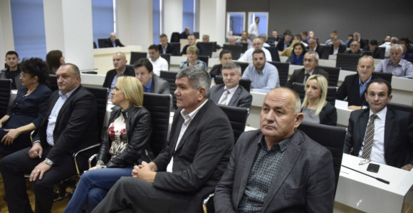 Sutra izbor novog predsjednika SDS-a