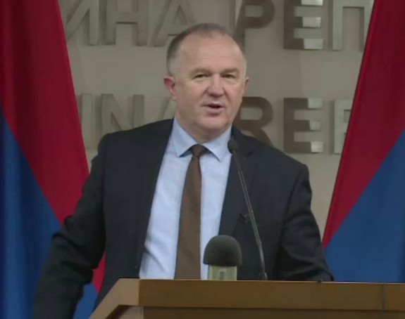 "Dodik - balkanski tip Kim Džong Una"