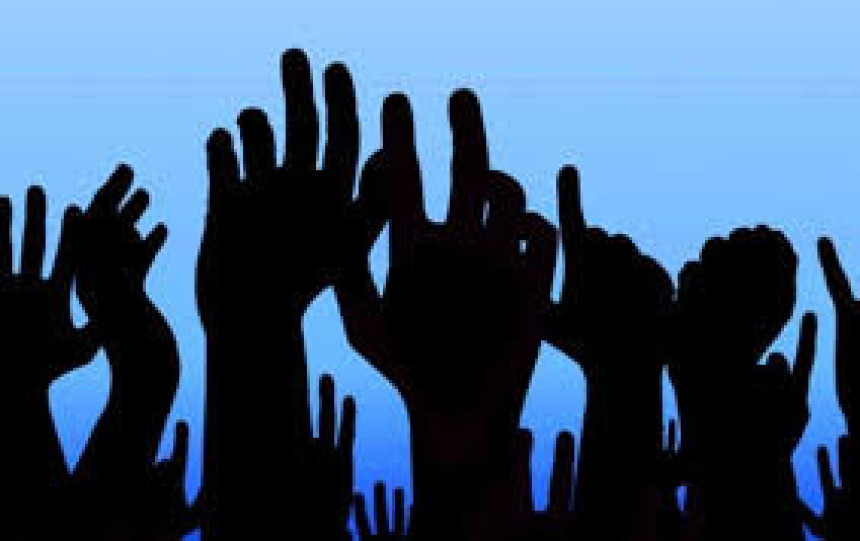 Imamo urušavanje demokratije