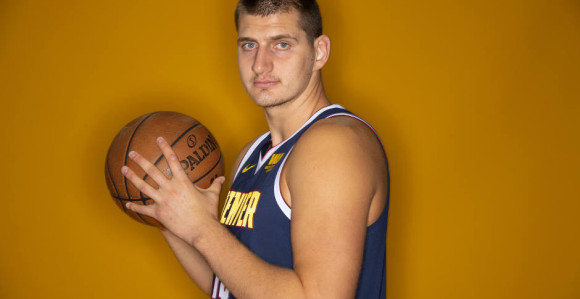 Da li Jokić ima isti tretman kao Kari i Durent? Nema!