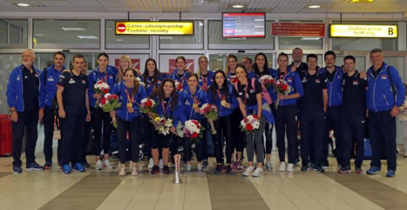 Београд дочекао СВЈЕТСКЕ шампионке!