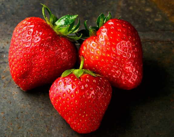 Које воће и поврће садрже највише пестицида?