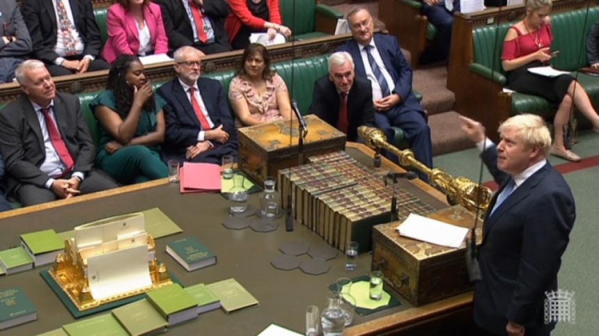 Parlament Velike Britanije podržao Džonsona