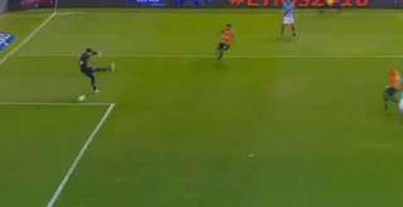 Video: Obrukao se - promašio loptu i primio gol!