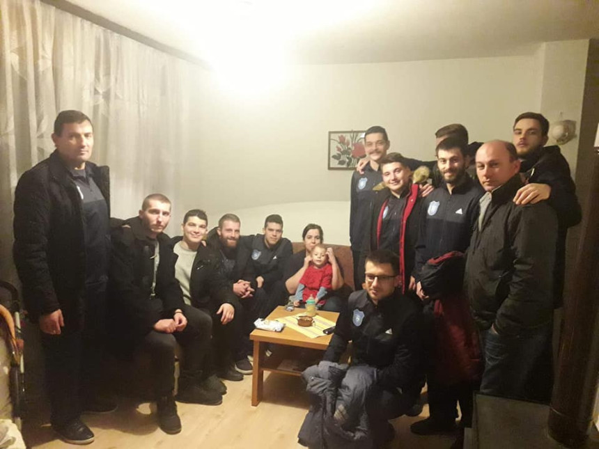 Млади рукометаши у акцији од срца 