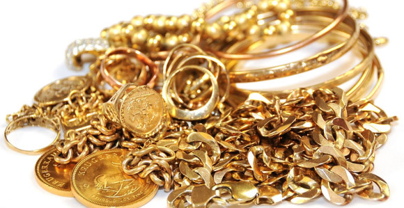 Spremačica ukrala novac i nakit 