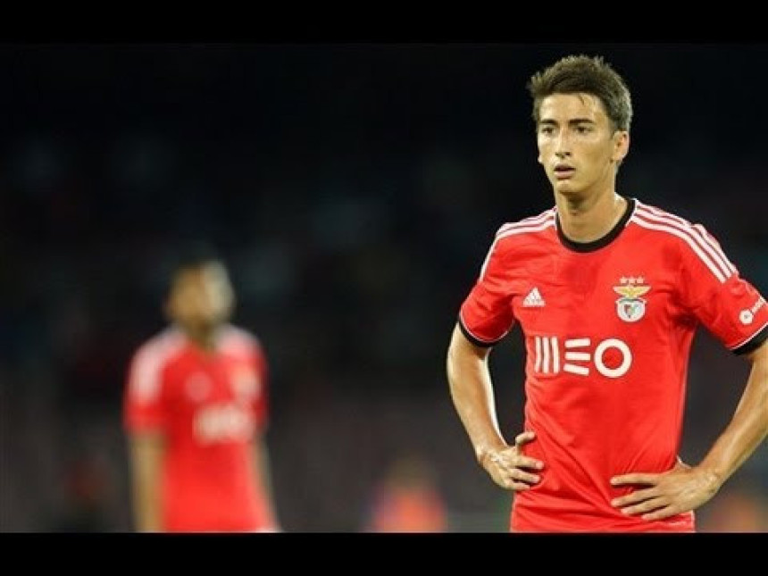 Филип Ђуричић и Руи Коста у клинчу! Да ли је Србин завршио са Бенфиком?!