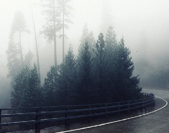 Srpska: Gusta magla usporava saobraćaj