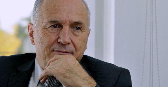 Imam ovlaštenja da smijenim Dodika