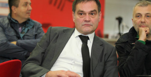 Zvezda kreće ''u šoping''!