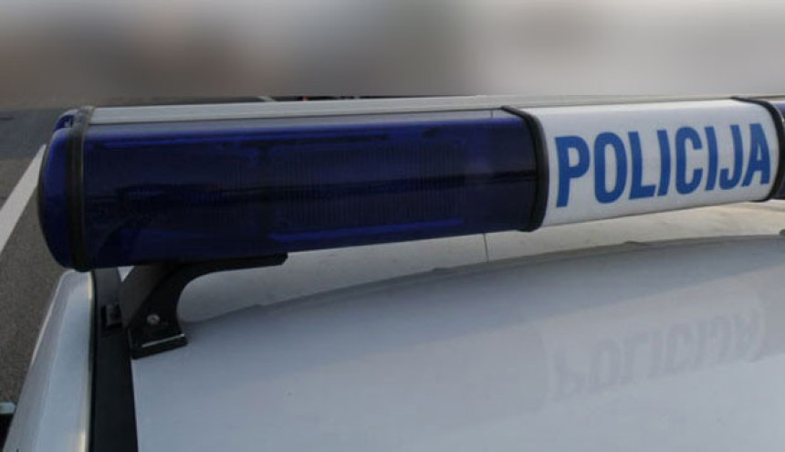 Automobil sletio u rijeku Vrbas