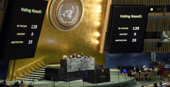 Tramp prijeti neposlušnim u UN