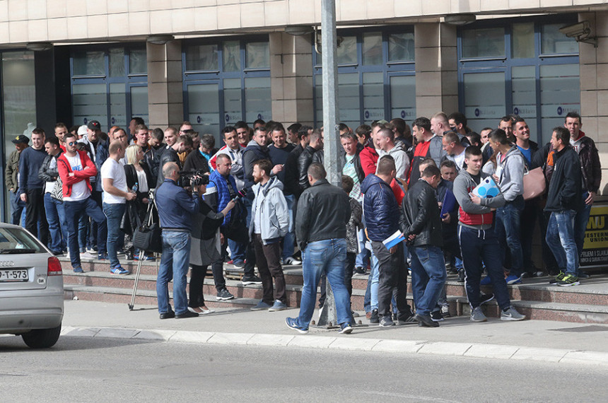 Mladi iz BiH hoće da odu iz BiH