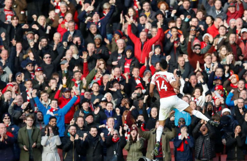 PL: Arsenal lepršav, pa uplašen, na kraju radostan!