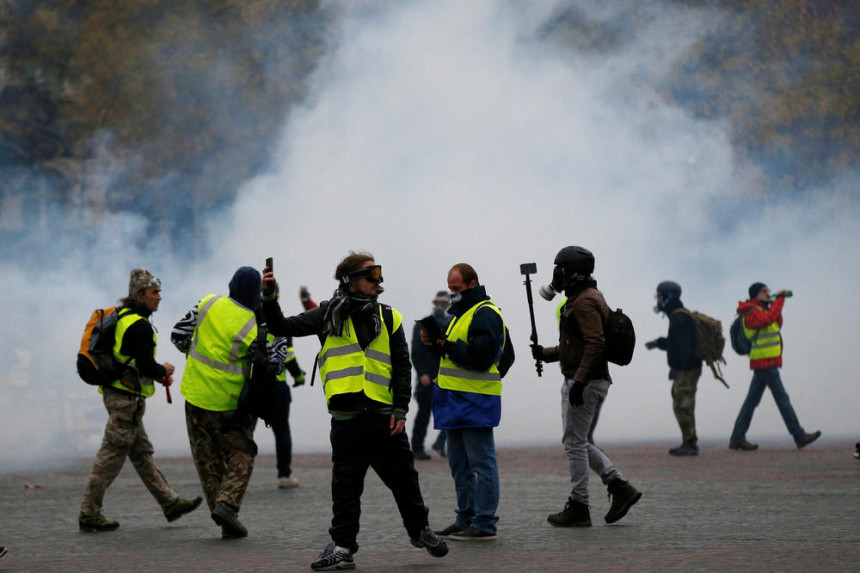 Stišao se protest ''žutih prsluka''