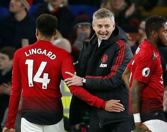 Solskjer kao ser Aleks, otrovne strelice ka Murinju!