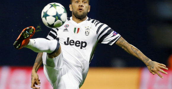 Tri kineska kluba obasipaju Alvesa parama i ugovorom od 20.000.000 evra!