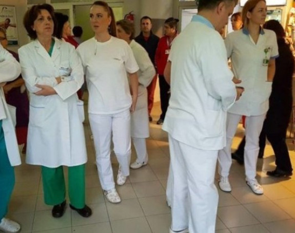 Doktori u Srpskoj stupaju u štrajk