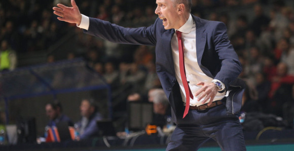 Tomić: Teško je, ali glave gore!