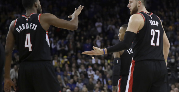 Novi "dabl-dabl" Nurkića!